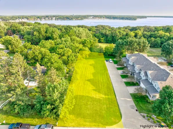 0 Eloise St, Okoboji, IA 51355