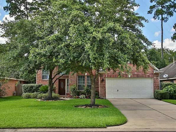 15706 Clear Pointe Dr, Cypress, TX 77429