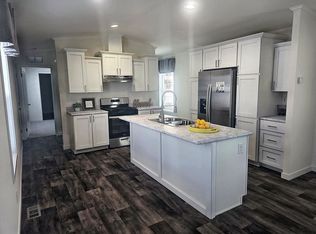 2501 Lowry Ave NE #301, Saint Anthony, MN 55418