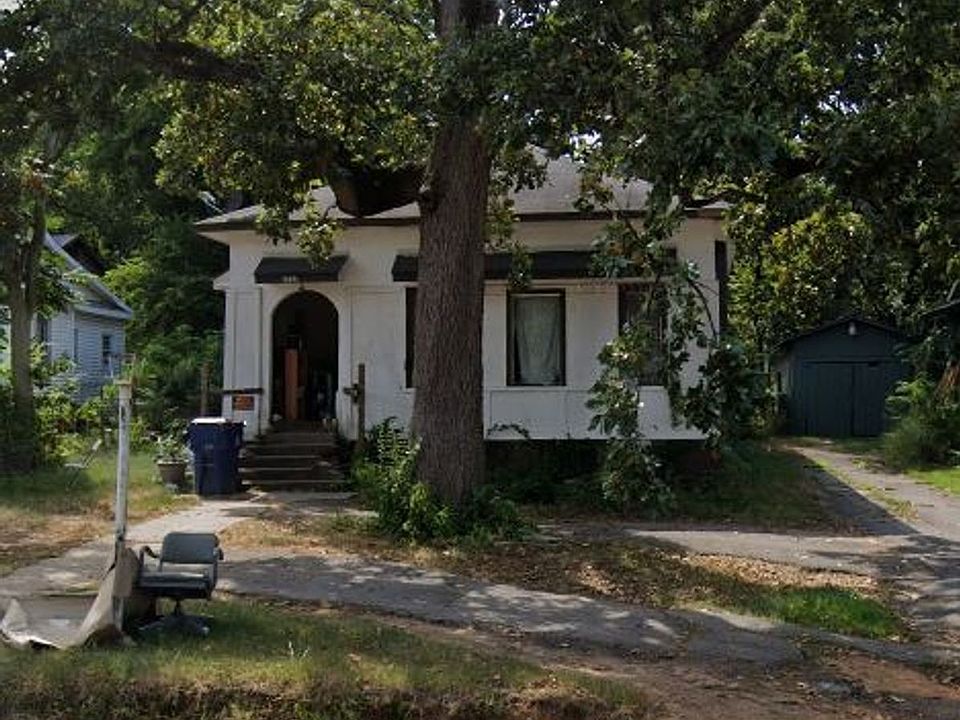 1st image of 2422 S Greenwood Ave