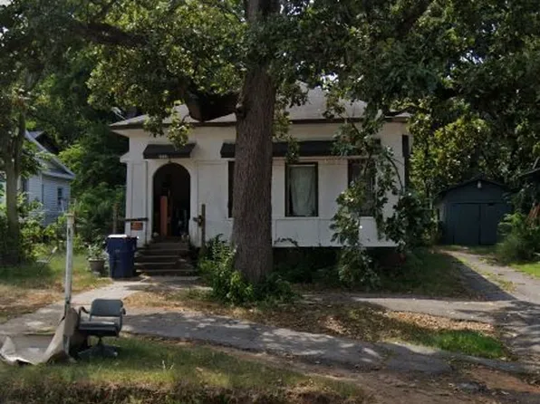 2422 S Greenwood Ave, Fort Smith, AR 72901