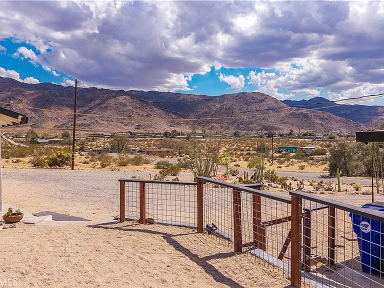 6597 Mesquite Springs Rd — Photo 40