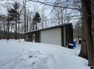 3492 S Miner Rd, Crystal, MI 48818