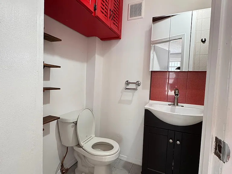 9311 Foster Ave #1 — Photo 7