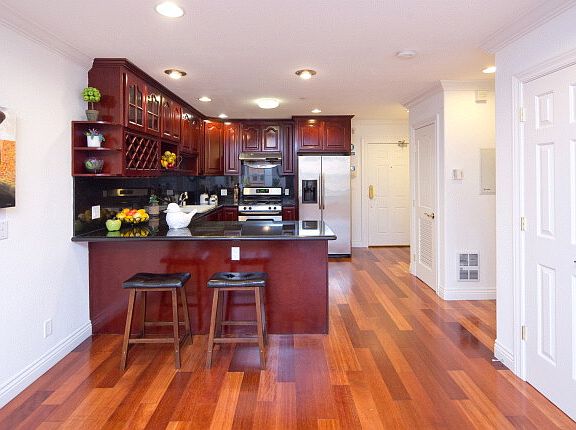 2nd image of 501 33rd Ave APT 306