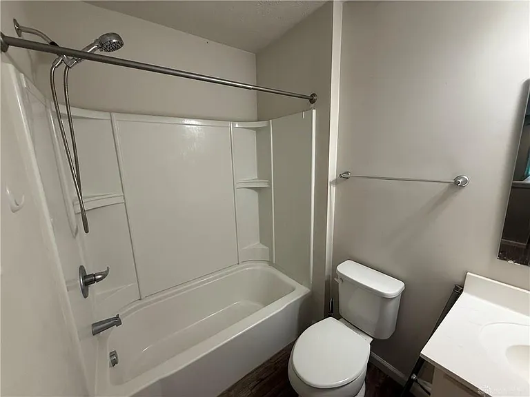 1199 Prem Pl — Photo 16