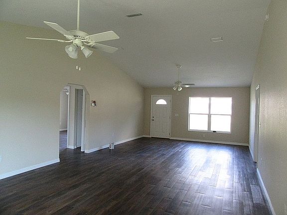 3rd image of 10614 SE 52nd Ave