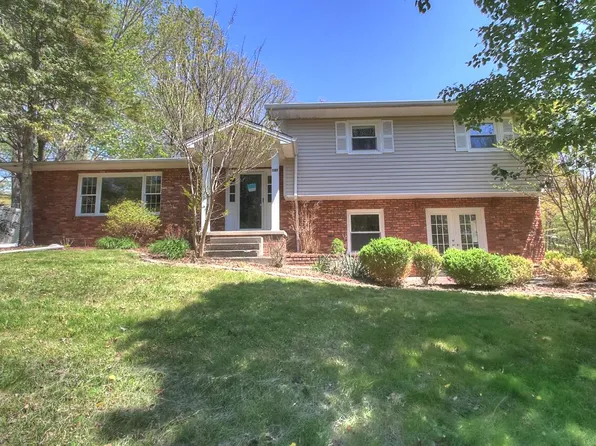 1307 Tanglewood Dr, Corbin, KY 40701