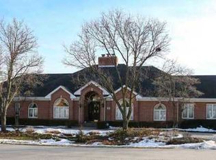 411 Kerry Ct, Prospect Heights, IL 60070