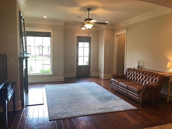 4th image of 113 Ocean Cliff Ln