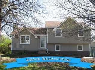 14625 Greentree Dr, Olathe, KS 66061