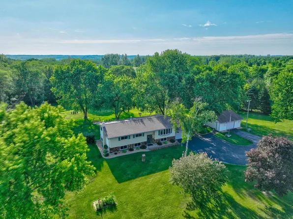 954 County Road T, Hammond, WI 54015