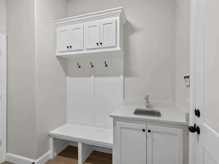 709 Timber Trl — Photo 31