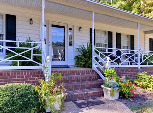 50 Schooner Ln, Mathews, VA 23109