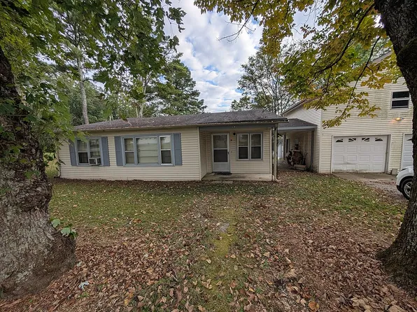 16 W Prospect Rd, Fayetteville, TN 37334