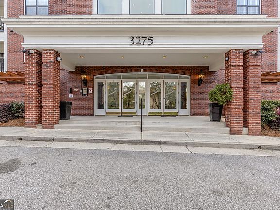 3rd image of 3275 Lenox Rd NE APT 314