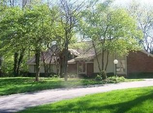 28600 Stonecroft Dr, Perrysburg, OH 43551