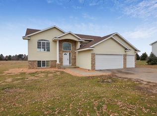 11524 284th Ave NW, Zimmerman, MN 55398