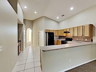 4th image of 861 Spring Cavern Ave