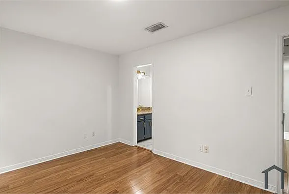 981 Dickenson Ave — Photo 20