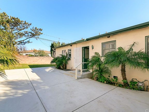 4th image of 22316 Evalyn Ave