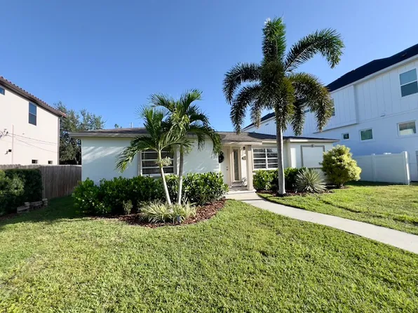 525 39th Ave NE, Saint Petersburg, FL 33703