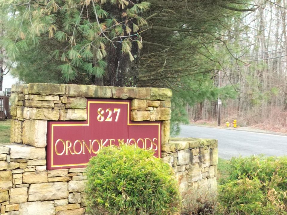 1st image of 827 Oronoke Road #6-6