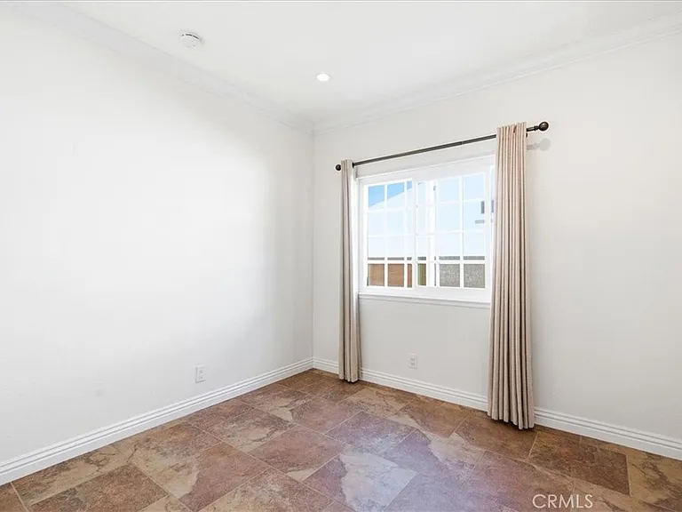 27301 Via San Pedro — Photo 10