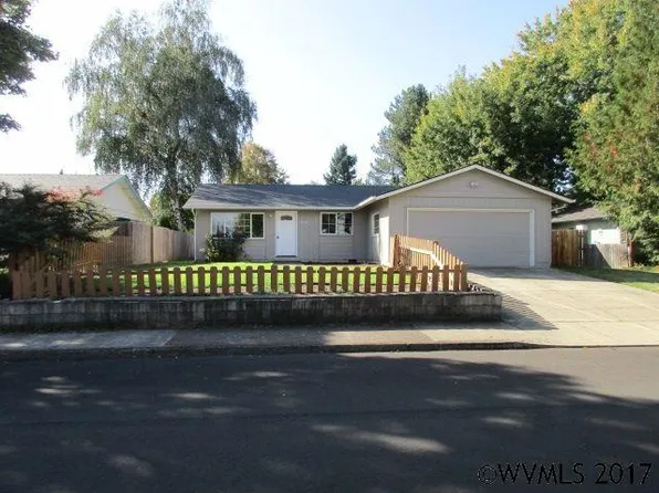 4769 Bonanza Dr NE, Salem, OR 97305