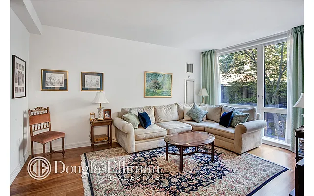 Sold by Douglas Elliman | media 24