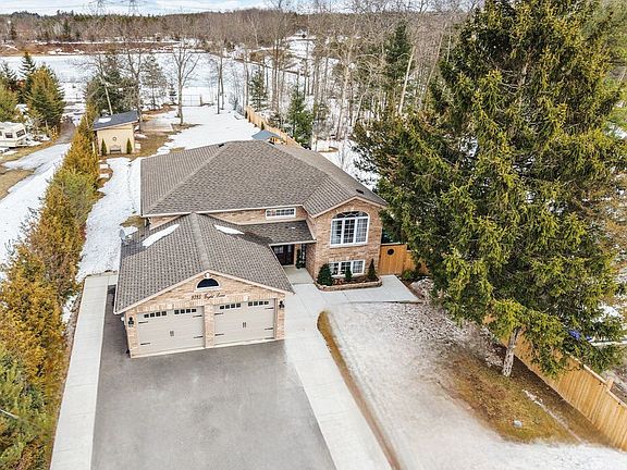 2nd image of 8785 8th Line