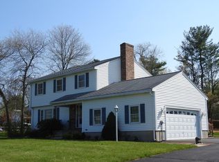 35 Coachman Ln, Methuen, MA 01844