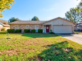 103 Brookshear Dr, Whitesboro, TX 76273