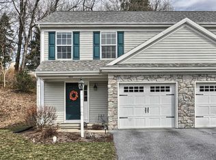 704 Winding Ln, Harrisburg, PA 17111