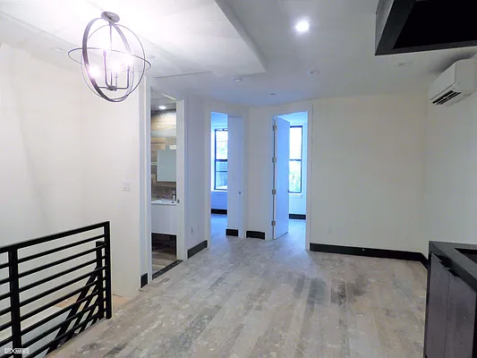 Rented by Citi Habitats | media 52