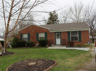 101 Oxford Ln, Louisville, KY 40229