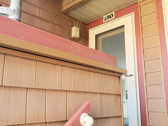 Front entrance to condo