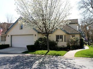 3019 W Pembrook Loop, Fresno, CA