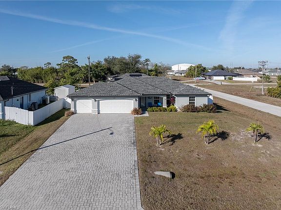 3rd image of 2210 NW 9th PL