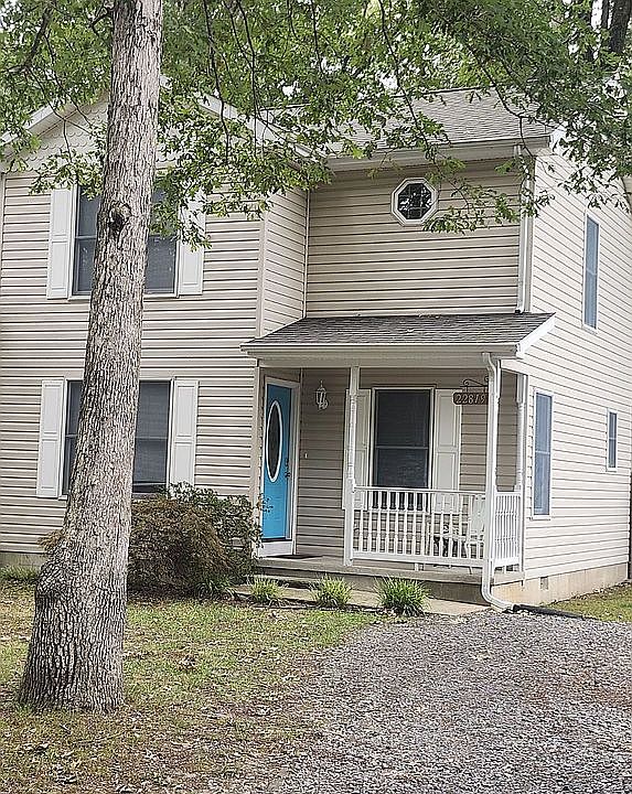 1st image of 22819 Holly Way E