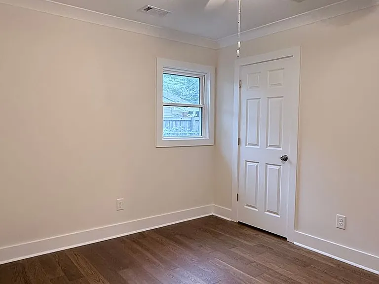 358 W Drake Ave — Photo 11