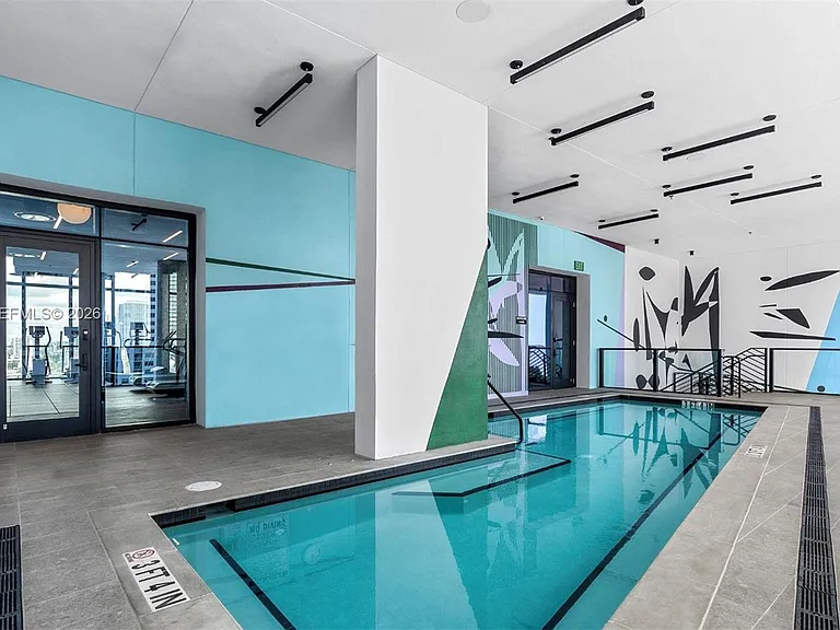 398 NE 5th St #Penthouse 4701 — Photo 50