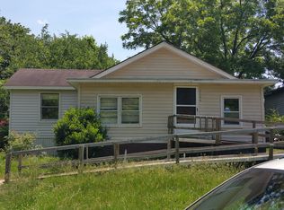 1106 E Lincoln St, Lincolnton, NC 28092
