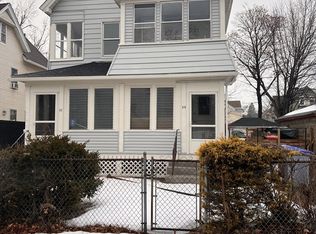 37-39 Vassar St, Springfield, MA 01109