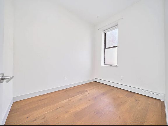 3rd image of 1308 Pacific St #1L