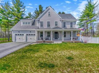 22 Horizon Dr, Litchfield, NH 03052