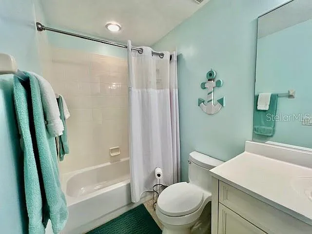 2060 Matecumbe Key Rd #2102 — Photo 32