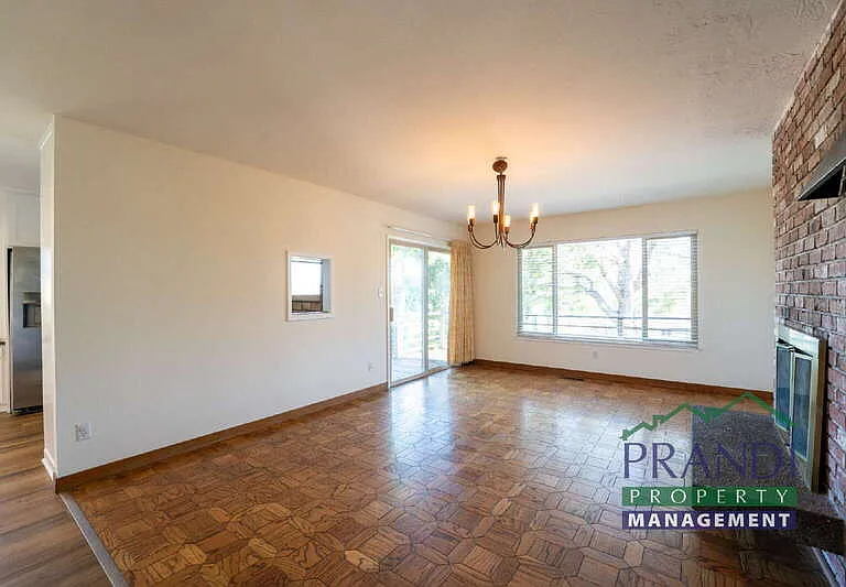 20 Portola Ave — Photo 5