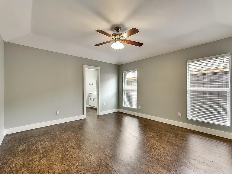 1865 Green Ridge Dr — Photo 16