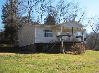25 Crabtree Ln, Franklin, NC 28734